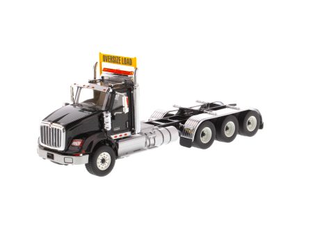 1:50 International HX620 Tridem Tractor- Metallic Black, 71009 Online now