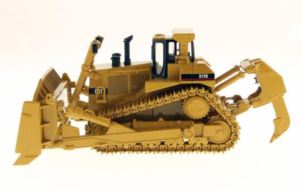 1:50 Cat® D11R Track-Type Tractor Core Classics Series, 85025c Cheap