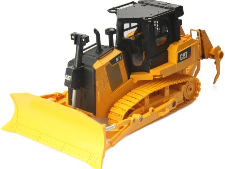 1:24 RC Cat® D7E Track Type Tractor, 25002 Supply