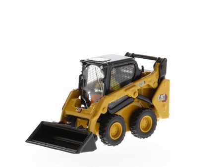 1:50 Cat® 242D3 Skid Steer Loader with Attachments, High Line Series, 85676 For Discount